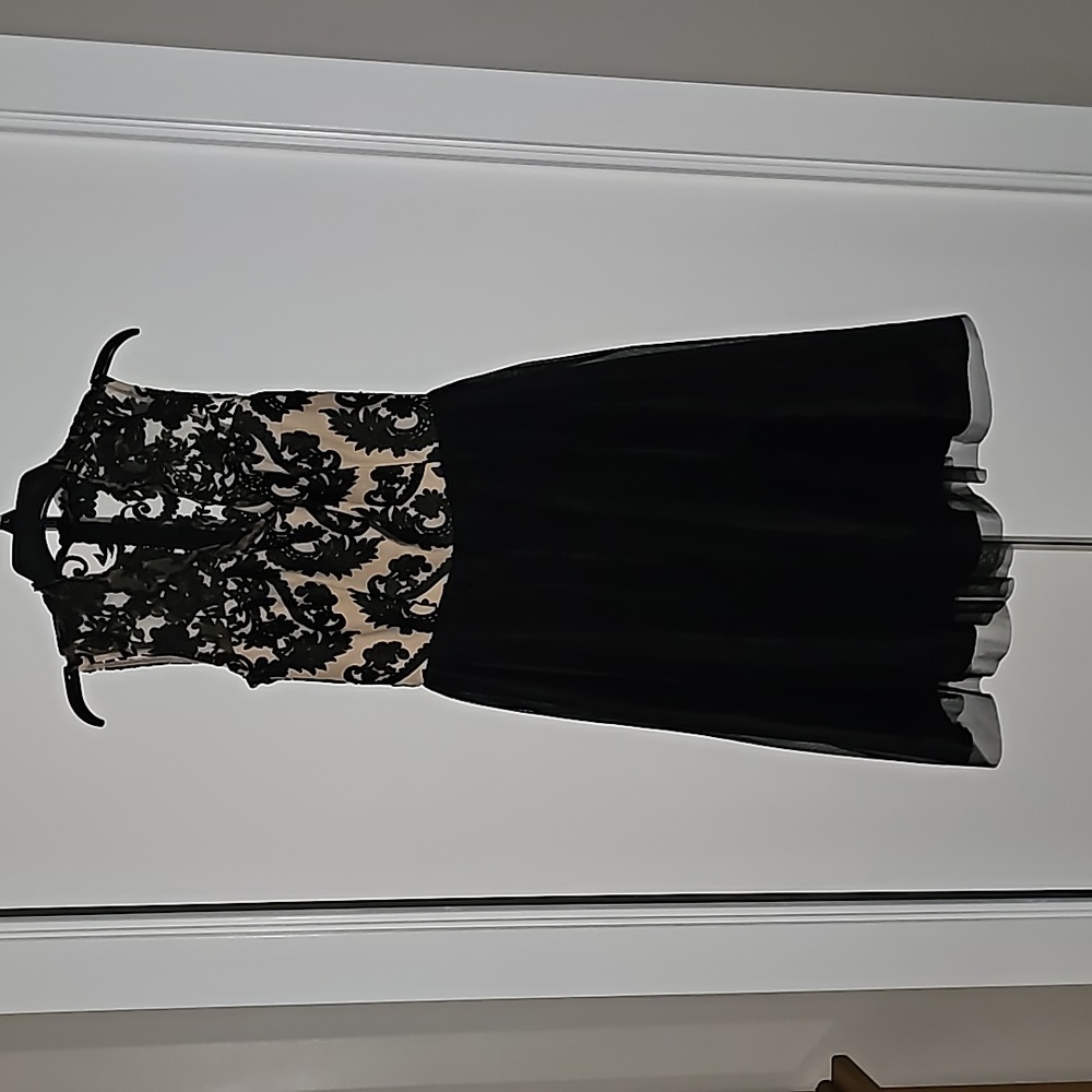 Cute black and cream dress